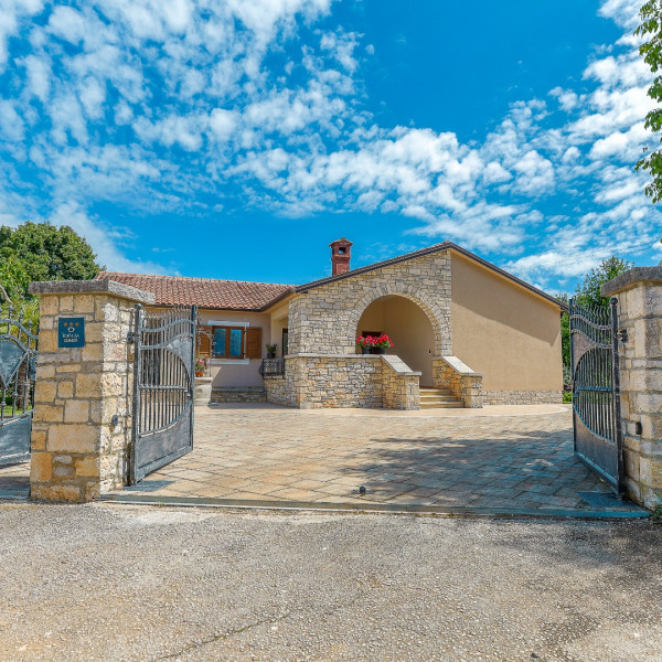 Villa Križanci, Villa Fenix, Križanci - Žminj, Istrien, Kroatien Žminj