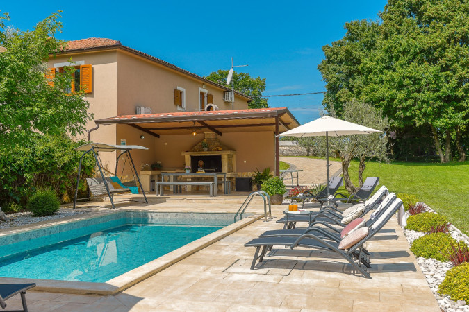 Villa Križanci , Villa Fenix, Križanci - Žminj, Istria, Croatia Žminj